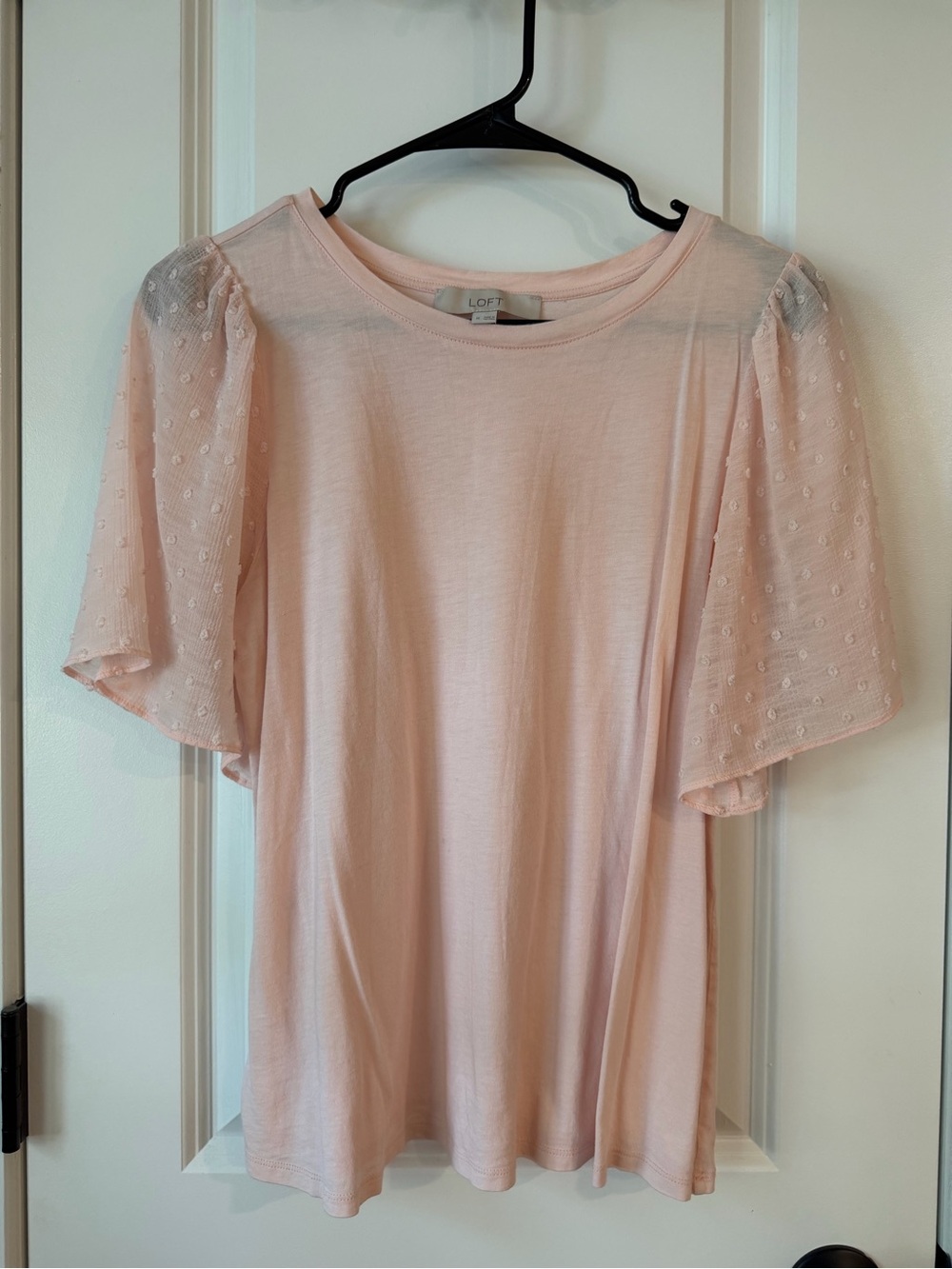 LOFT | Light Pink Swiss Dot Flutter Sleeve Tee - Size M
